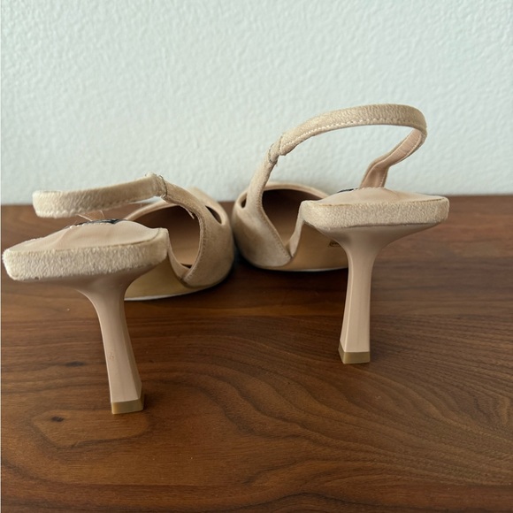 VICI - Suede-like Pumps - Picture 4 of 5